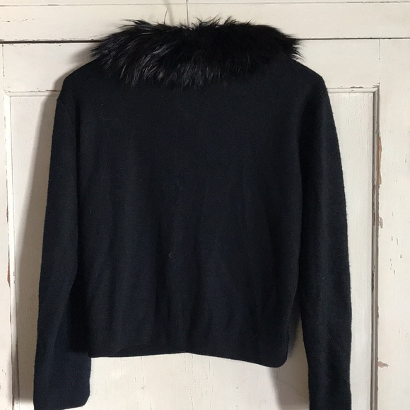 Vintage fur collar button up sweater - Picture 4 of 10